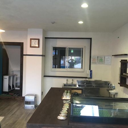 Guest House Sato Shoten Toyoura Экстерьер фото
