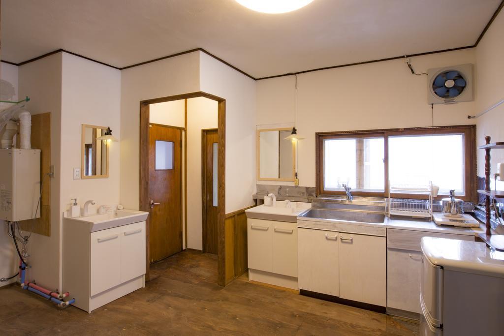 Guest House Sato Shoten Toyoura Экстерьер фото